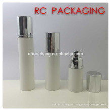 Botella airless cosmética plástica de 15ml / 30ml / 50ml, botella airless redonda del plástico de los pp, botella airless cosmética de la bomba